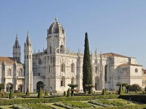 Façade du monastère à Lisbonne.